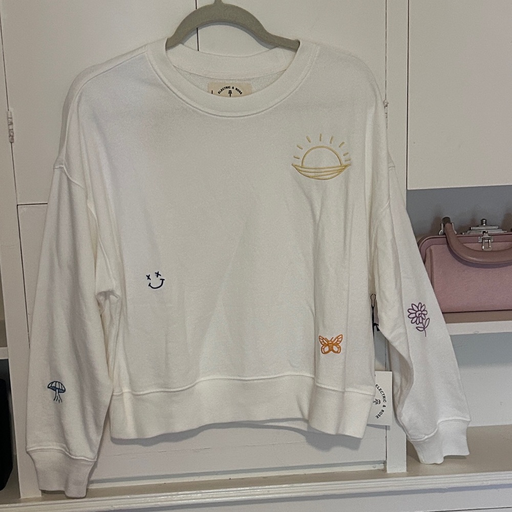 Electric & Rose New with Tags- Classic Doodles Sweatshirt - Picture 5 of 11